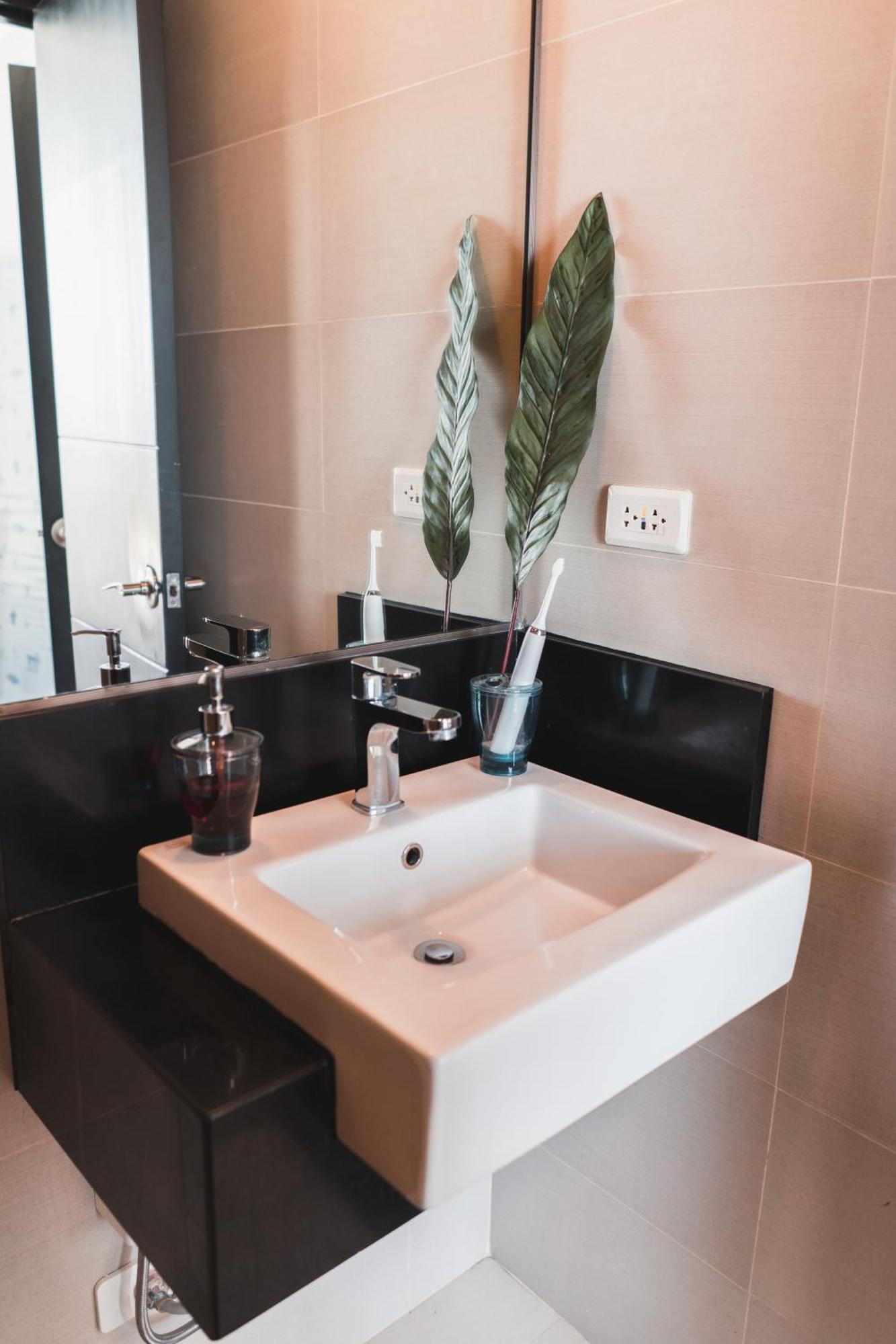 Apartment Modern Tropical Luxe - Boracay Newcoast *